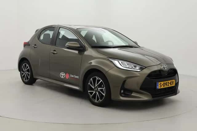 Toyota Yaris (2023) thumbnail 1