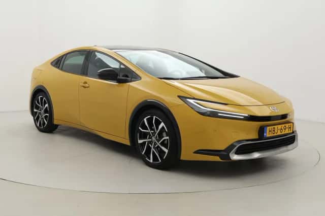 Toyota Prius (2025) thumbnail 1