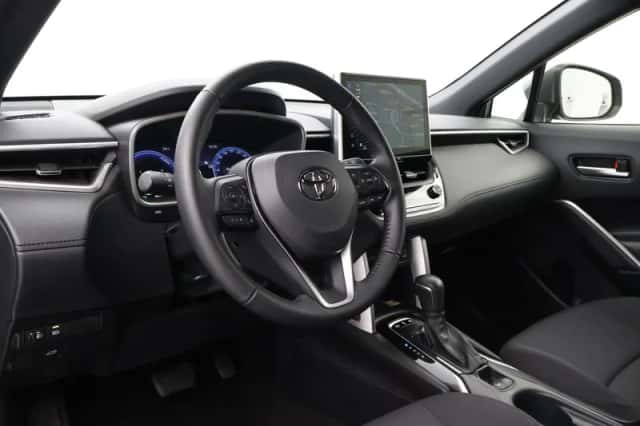 Toyota Corolla (2025) thumbnail 2