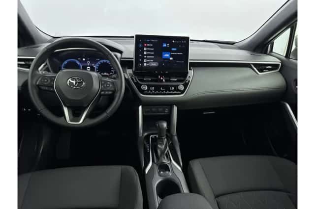 Toyota Corolla (2025) thumbnail 2