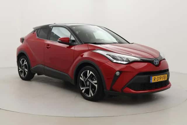 Toyota C-HR (2022) thumbnail 1
