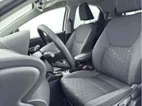 Toyota Yaris (2025) thumbnail 8