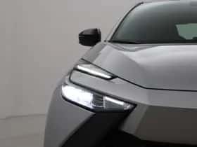 Toyota C-HR (2024) thumbnail 12