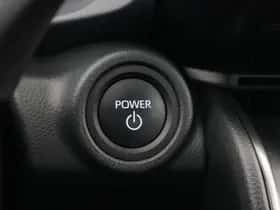 Toyota C-HR (2024) thumbnail 24