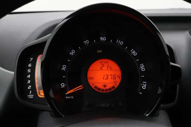 Toyota Aygo (2020) thumbnail 3