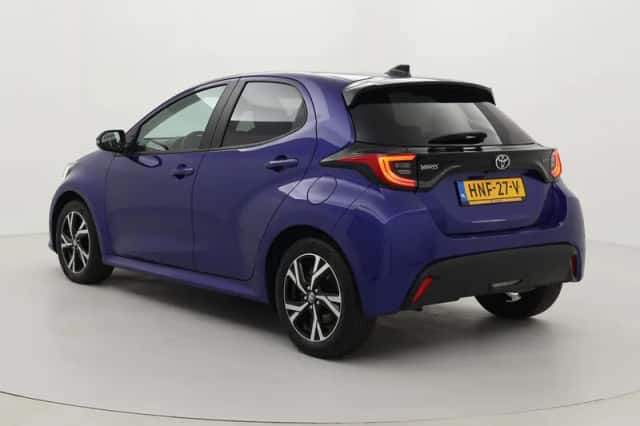 Toyota Yaris (2025) thumbnail 4