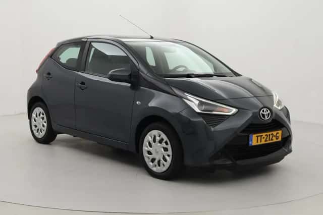 Toyota Aygo (2018) thumbnail 1