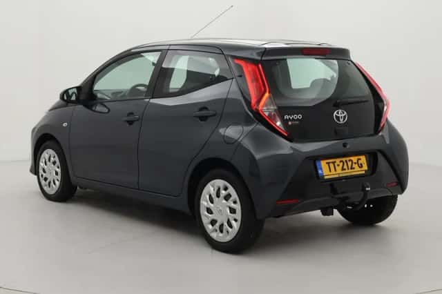 Toyota Aygo (2018) thumbnail 4
