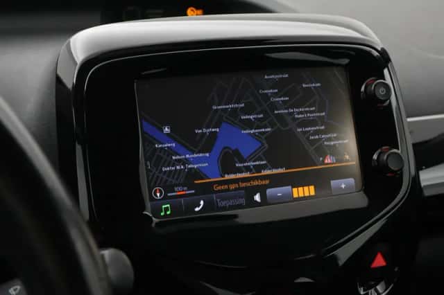 Toyota Aygo (2018) thumbnail 6