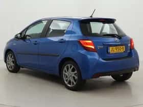 Toyota Yaris (2016) thumbnail 4