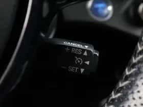 Toyota Yaris (2016) thumbnail 9