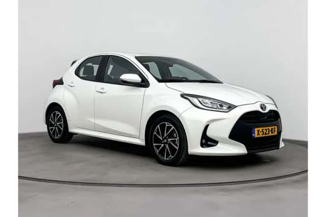 Toyota Yaris (2023) thumbnail 1