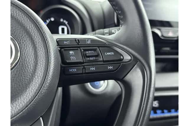 Toyota Yaris (2023) thumbnail 6