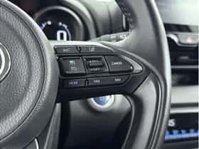 Toyota Yaris (2023) thumbnail 6