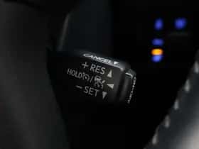 Toyota Land Cruiser (2022) thumbnail 15