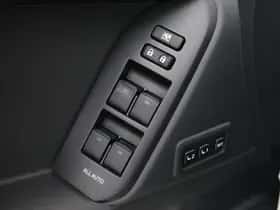 Toyota Land Cruiser (2022) thumbnail 30