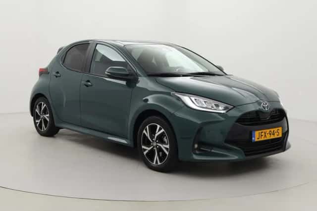 Toyota Yaris (2025) thumbnail 1