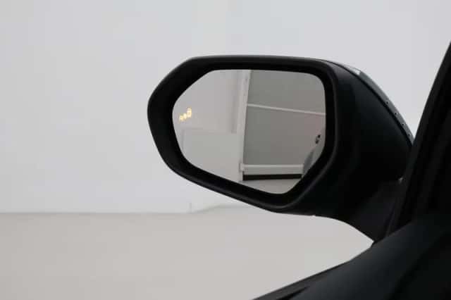 Toyota Yaris (2025) thumbnail 5
