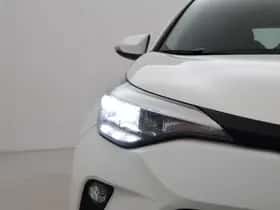 Toyota C-HR (2022) thumbnail 12