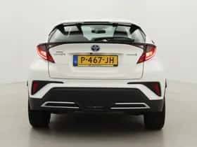 Toyota C-HR (2022) thumbnail 17