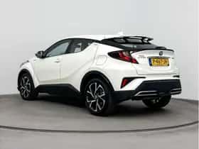 Toyota C-HR (2022) thumbnail 4