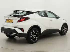 Toyota C-HR (2022) thumbnail 34