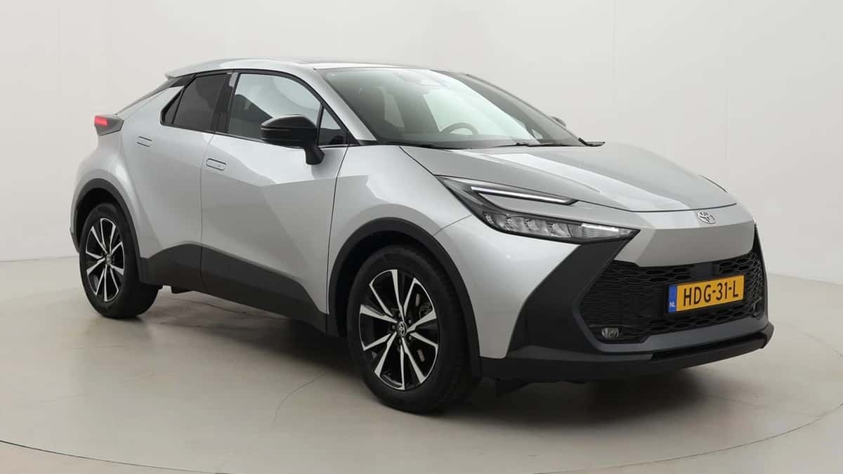 Toyota C-HR (2025) — foto 1