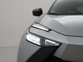 Toyota C-HR (2025) thumbnail 11