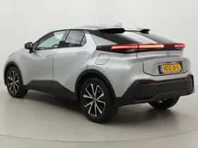 Toyota C-HR (2025) thumbnail 4