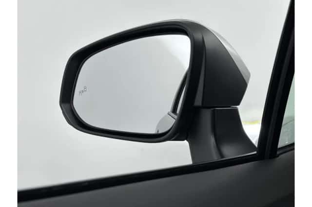 Toyota Corolla (2025) thumbnail 5