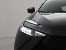 Toyota C-HR (2024) thumbnail 12