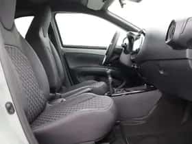 Toyota Aygo X (2025) thumbnail 34