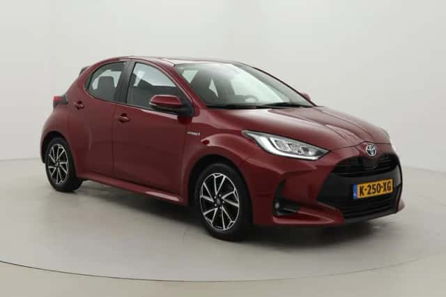 Toyota Yaris (2021) thumbnail 1