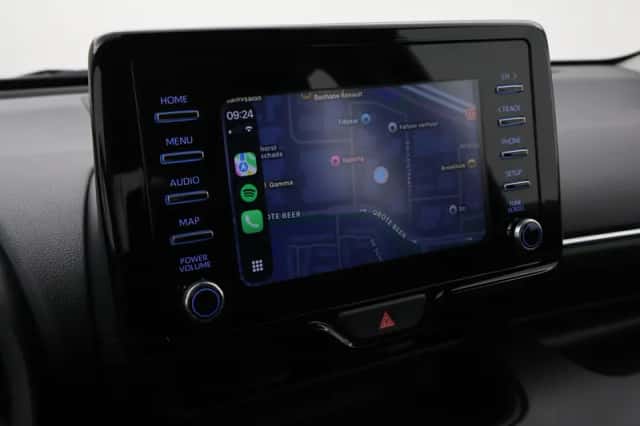 Toyota Yaris (2021) thumbnail 6