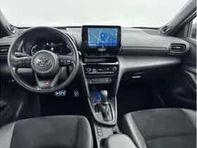 Toyota Yaris Cross (2024) thumbnail 2
