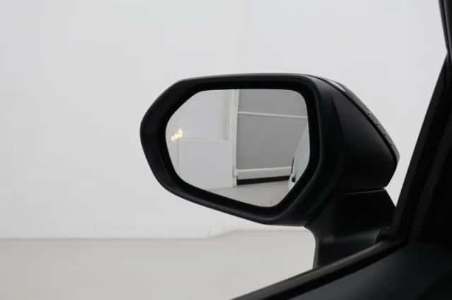 Toyota Yaris Cross (2024) thumbnail 6