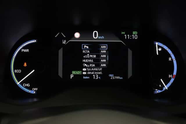 Toyota Yaris Cross (2024) thumbnail 3