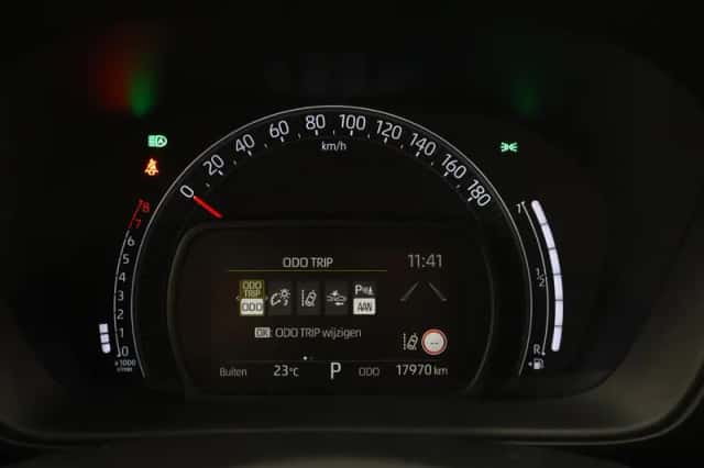 Toyota Aygo X (2024) thumbnail 3
