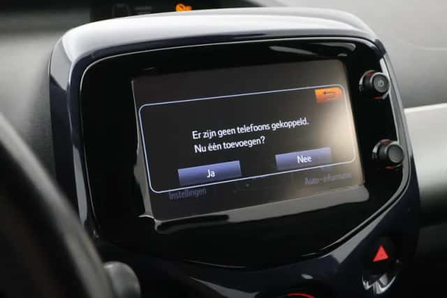 Toyota Aygo (2016) thumbnail 6