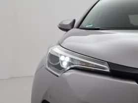 Toyota C-HR (2018) thumbnail 13