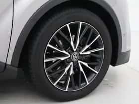 Toyota C-HR (2018) thumbnail 14