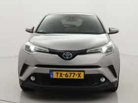 Toyota C-HR (2018) thumbnail 16