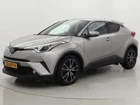 Toyota C-HR (2018) thumbnail 31