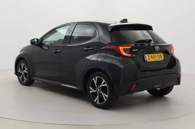 Toyota Yaris (2024) thumbnail 4