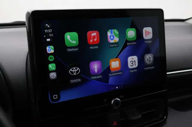 Toyota Yaris (2024) thumbnail 5