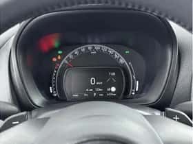 Toyota Aygo X (2024) thumbnail 2