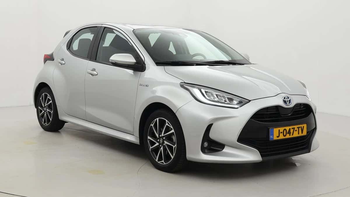 Toyota Yaris (2020) — foto 1