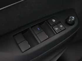 Toyota Yaris (2020) thumbnail 19