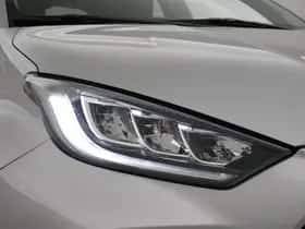 Toyota Yaris (2020) thumbnail 10