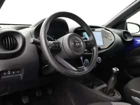 Toyota Aygo X (2025) thumbnail 2